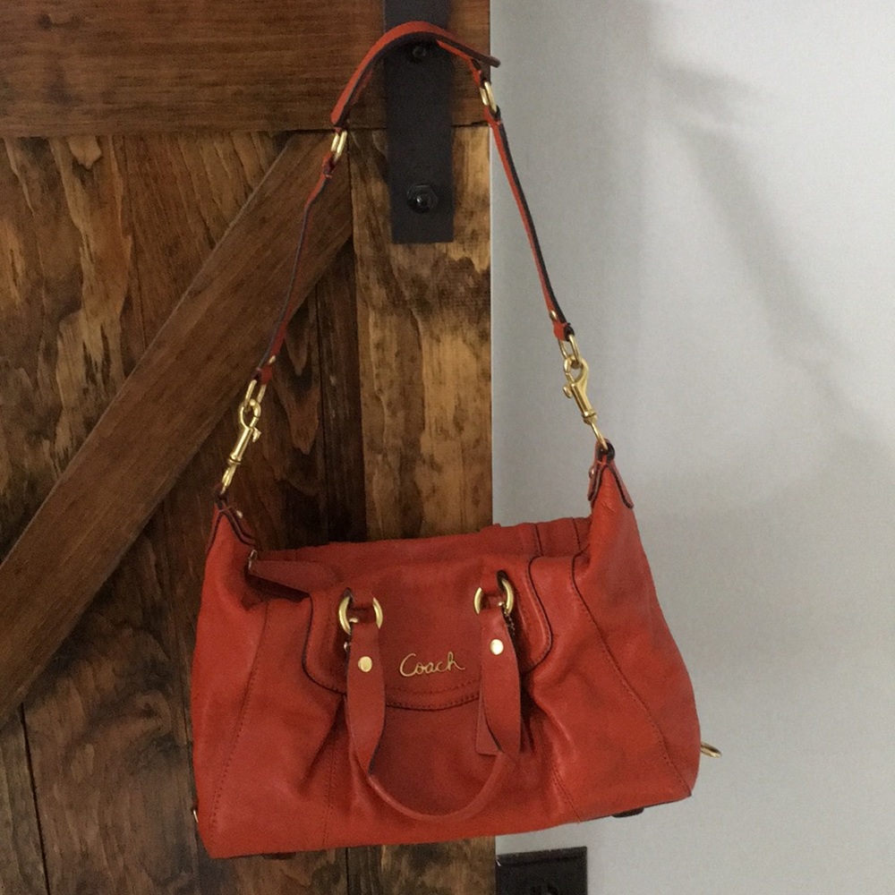 Coach leather satchel gently used - Picture 5 of 6